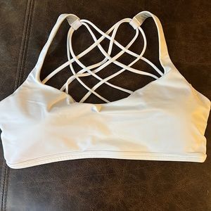 Lululemon white Free to Be Bra *Wild
